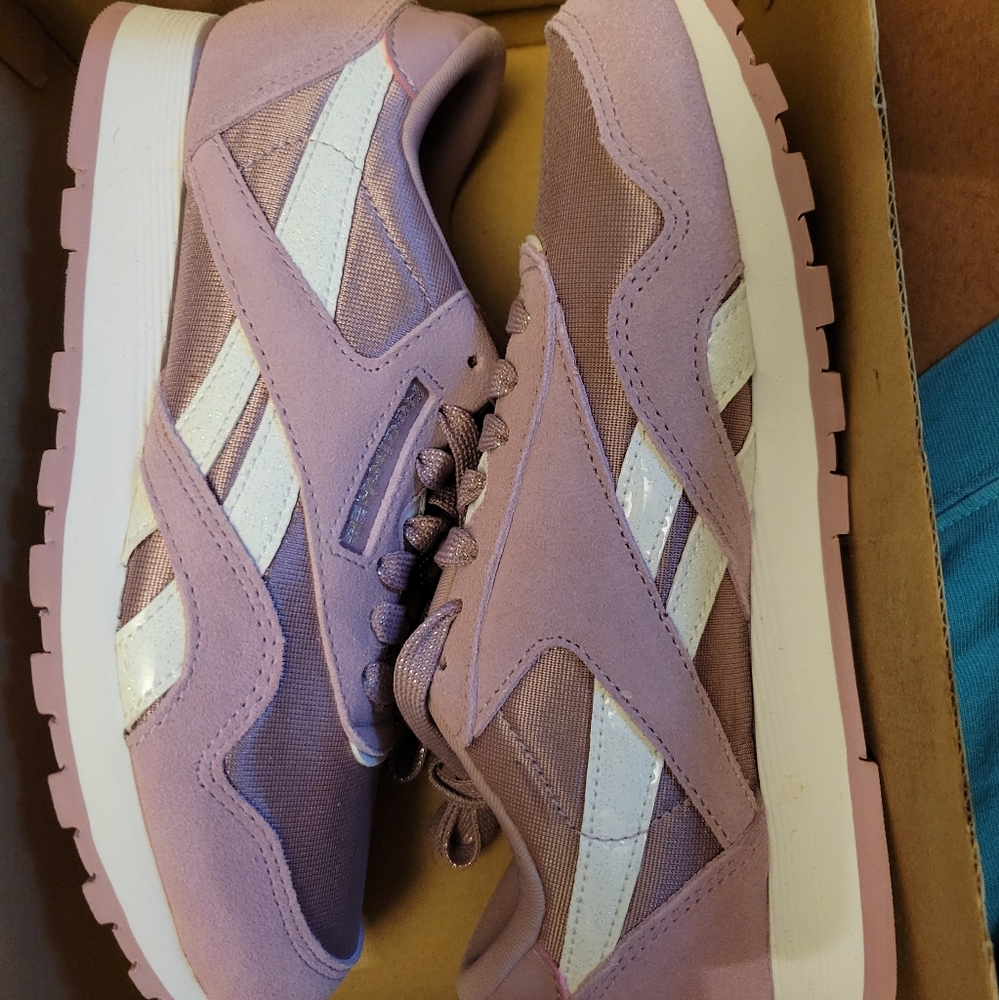 Reebok Size 4